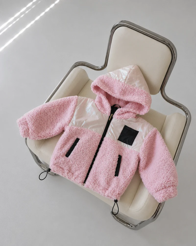 Vaikiška teddy striukė – rožinė – papildomas produkto vaizdas 3 – SANDRÉ
